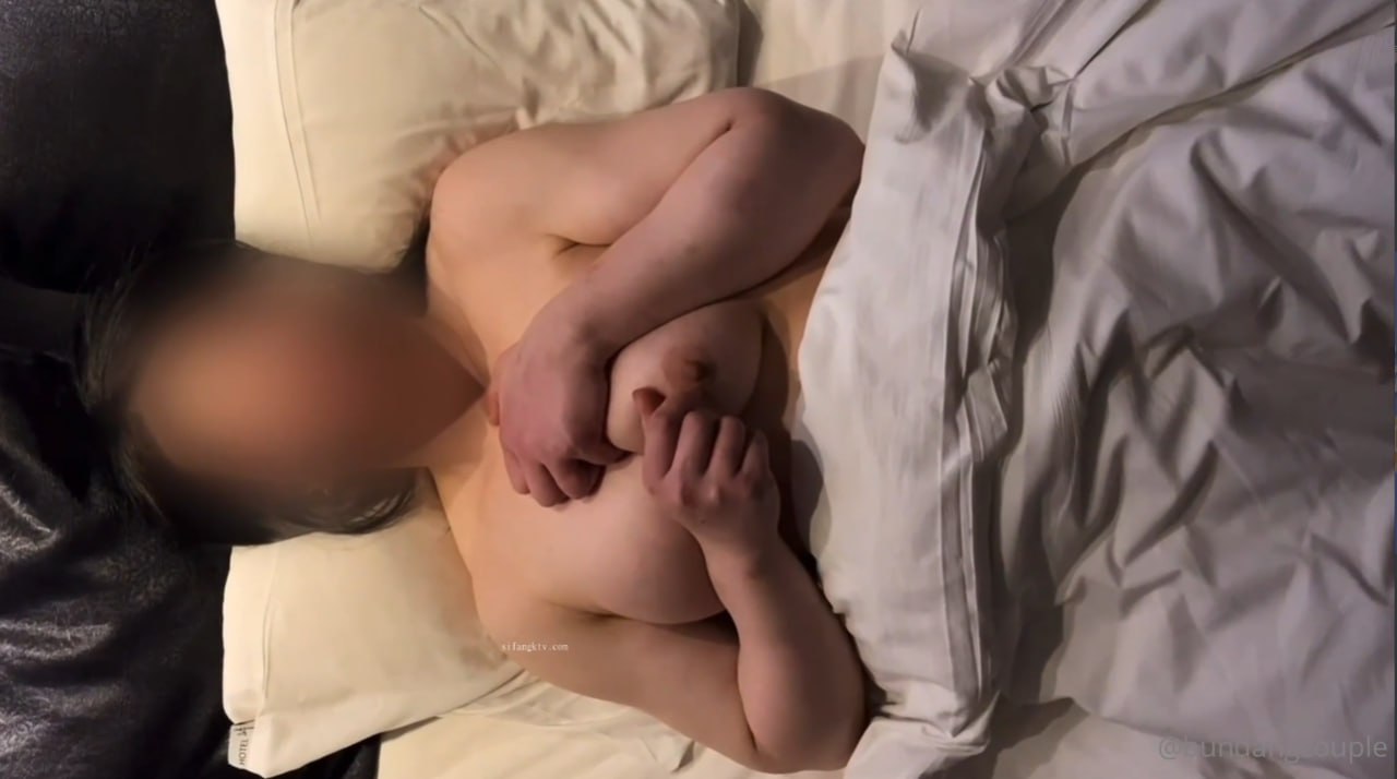 AARM-195 ラップ拘束で限界まで乳首を弄ってくれない寸止め濃密愛撫